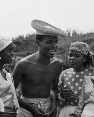 Dansers in Barber Curaçao, 1955 (foto: W. van de Poll)